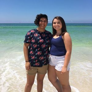 Meet your Posher, Denise